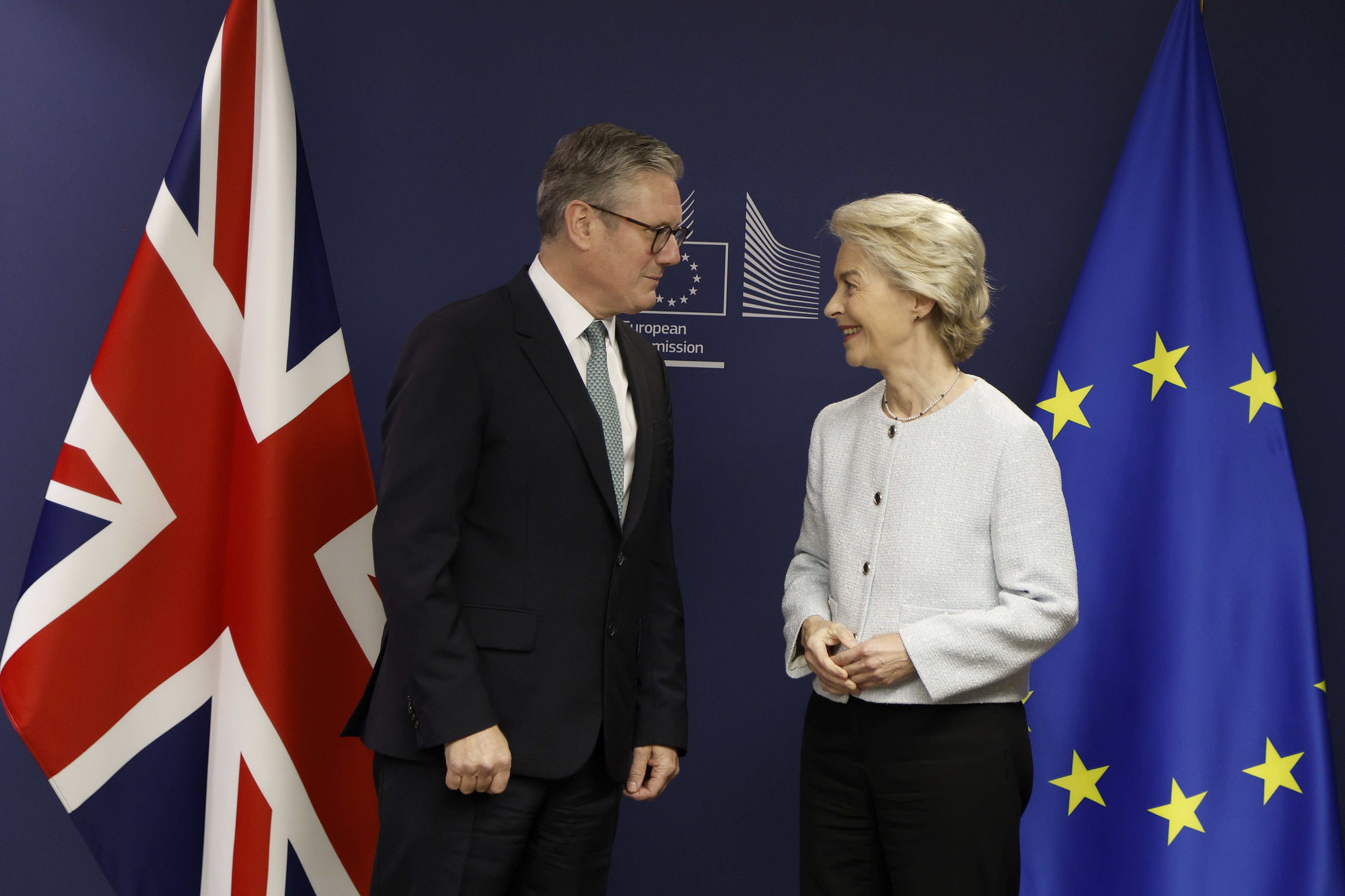 FILE - Britain's Prime Minister Keir Starmer meets European Commission President Ursula von der Leyen in Brussels, Wednesday, Oct. 2, 2024.(AP Photo/Omar Havana, File)