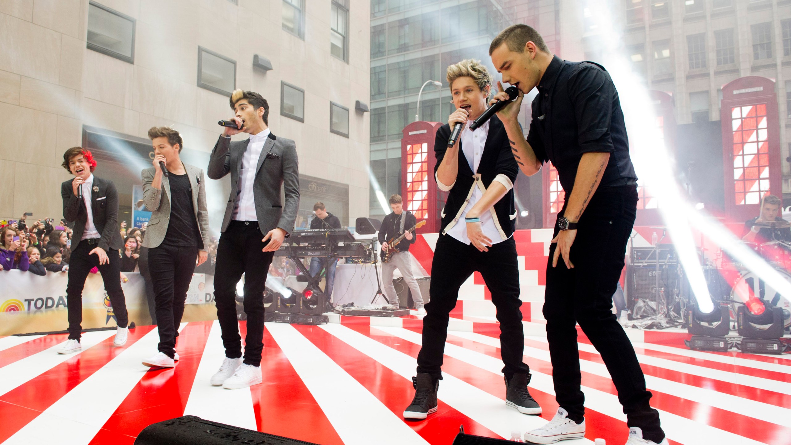 FILE - One Direction members, from left, Harry Styles, Louis Tomlinson, Zayn Malik, Niall Horan and Liam Payne perform on NBC's "Today" show, Nov. 13, 2012 in New York. (Photo by Charles Sykes/Invision/AP, File)