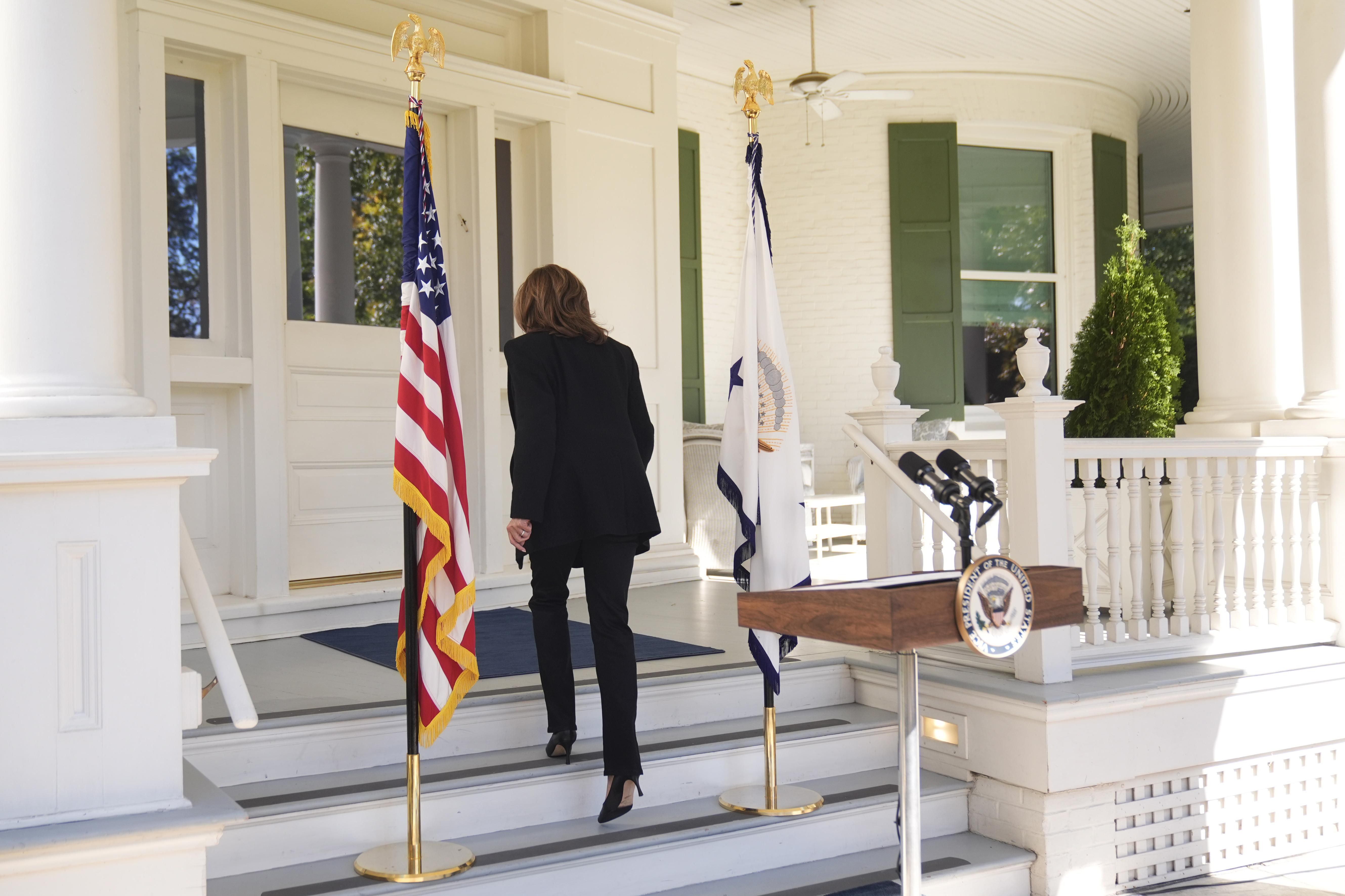 Democratic presidential nominee Vice President Kamala Harris leaves after speaking at the vice president's residence in Washington, Wednesday, Oct. 23, 2024. (AP Photo/Mark Schiefelbein)