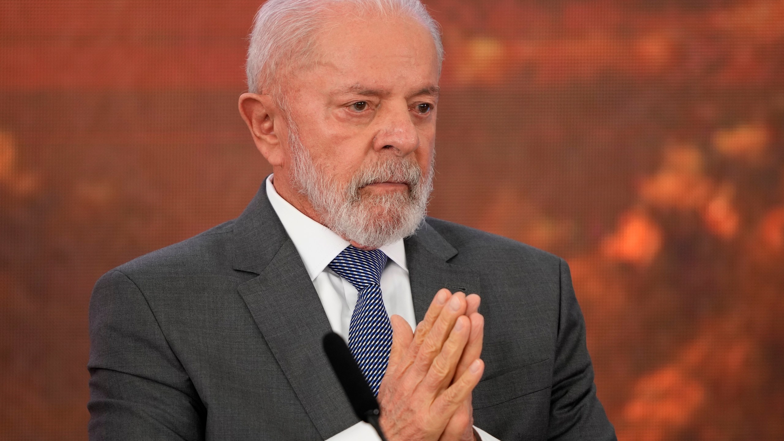 Brazil's President Luiz Inacio Lula da Silva attends a signing ceremony of a compensation agreement for damages caused by the 2015 collapse of the Mariana dam owned by the mining company Samarco, a joint venture of Vale and BHP, at the Planalto Presidential Palace, in Brasilia, Brazil, Friday, Oct. 25, 2024. (AP Photo/Eraldo Peres)