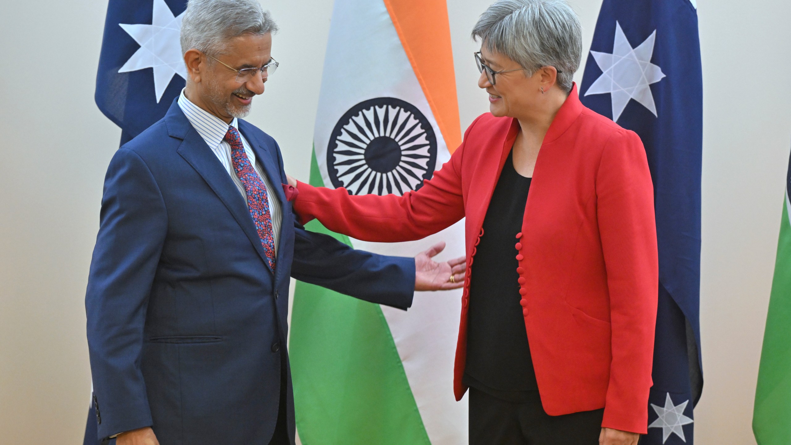 India's External Affairs Minister S. Jaishankar, left, and Australia's Foreign Minister Penny Wong meet at Parliament House in Canberra, Australia, Tuesday, Nov. 5, 2024. (Mick Tsikas/AAP Image via AP)