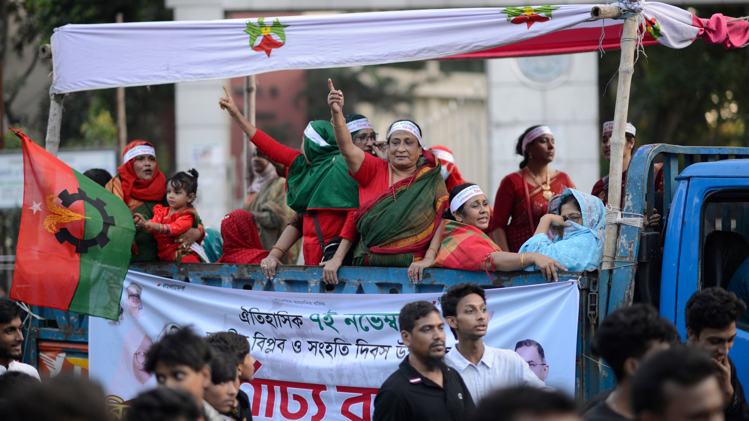 Bangladesh Nationalist Party (BNP) activists participate in a rally in Dhaka, Bangladesh, Friday, Nov. 8, 2024. (AP Photo/Mahmud Hossain Opu)