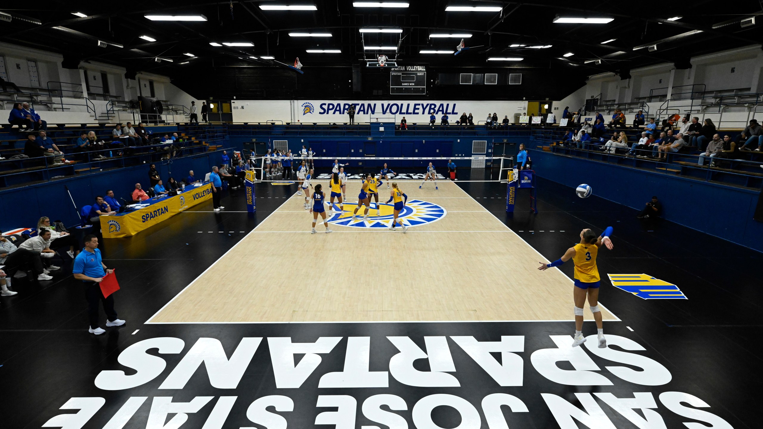 The San Jose State Spartans play the Air Force Falcons during the first set of an NCAA college volleyball match Thursday, Oct. 31, 2024, in San Jose, Calif. (AP Photo/Eakin Howard)