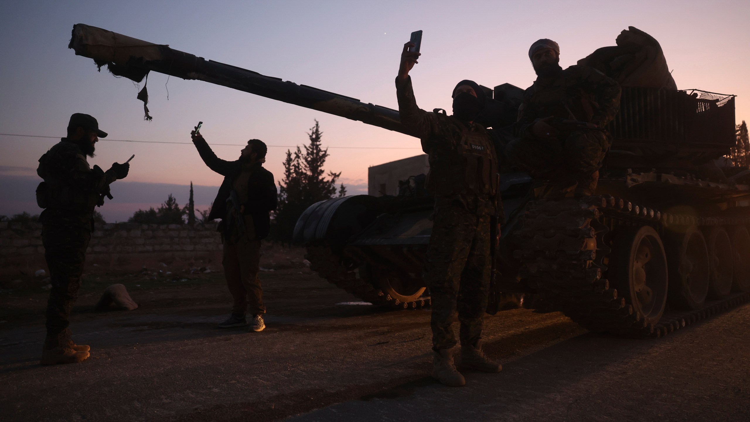 Opposition forces take control of areas outside Aleppo, Syria, Friday, Nov. 29, 2024. (AP Photo/Ghaith Alsayed)